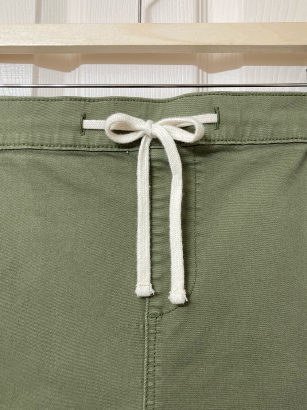 Torrid Women's Green 3.5" Weekend Mid Rise Twill Shorts Size 4X Vacation Utility - Picture 4 of 9